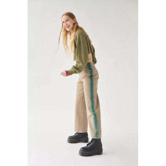 BDG Urban Outfitters Women's High & Wide Jeans Sz 26 Beige Green New - Picture 2 of 11